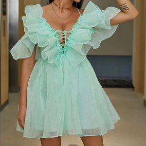 Eilly Bazar frilly party dress